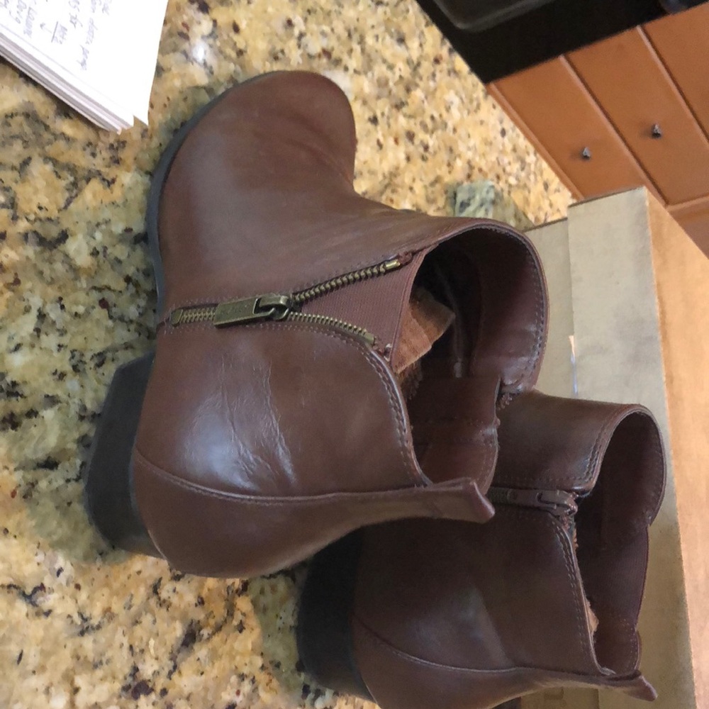Unisa boots